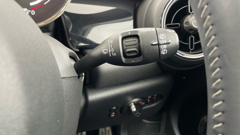 MINI Hatchback 1.5 Cooper Sport Premium Plus 3dr Auto Petrol Hatchback